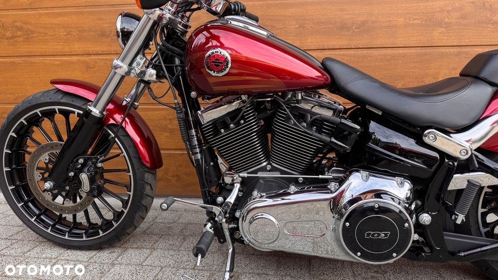 Harley-Davidson FXSB Breakout - 13