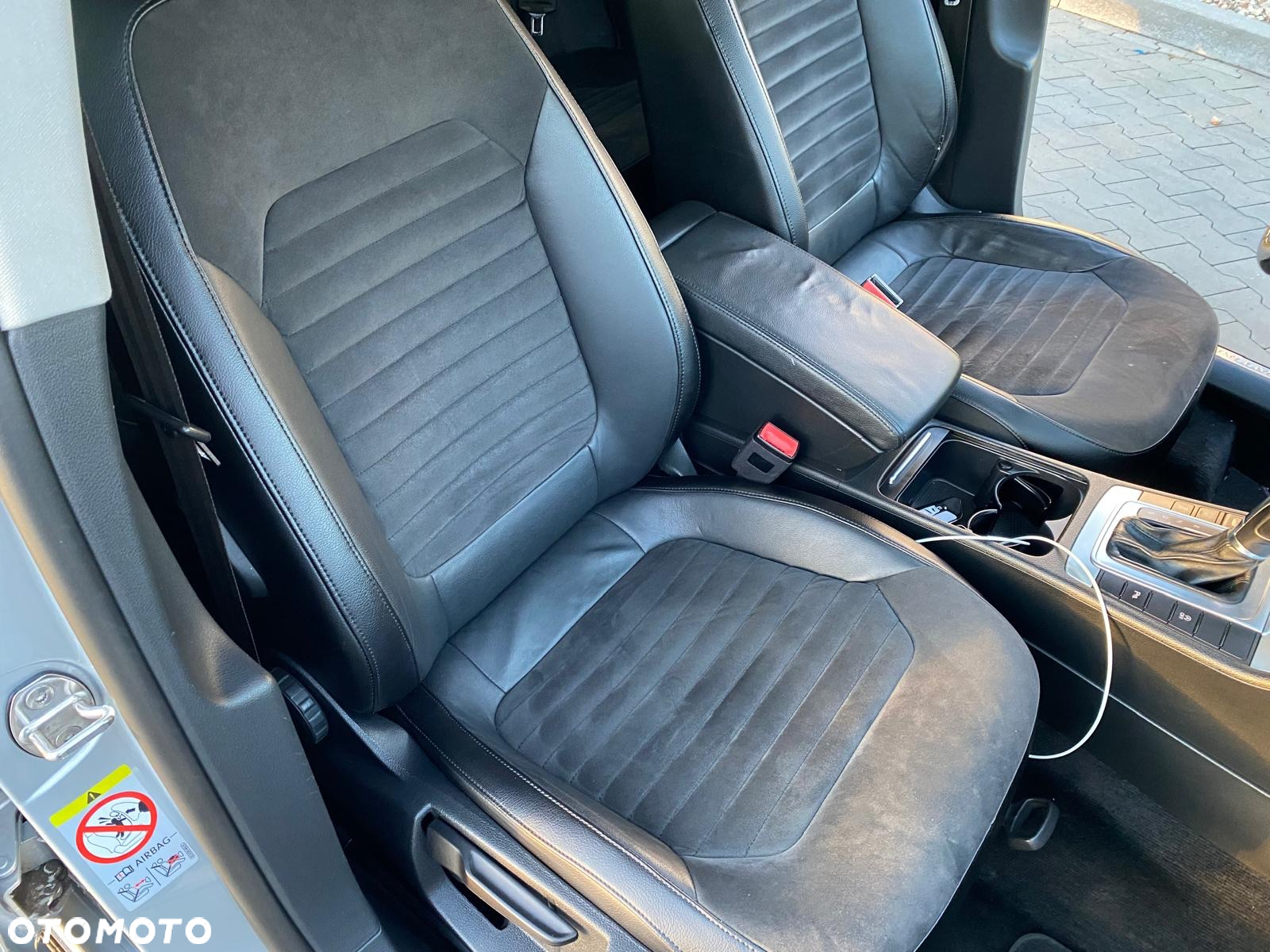 Volkswagen Passat 2.0 TDI Highline DSG - 16