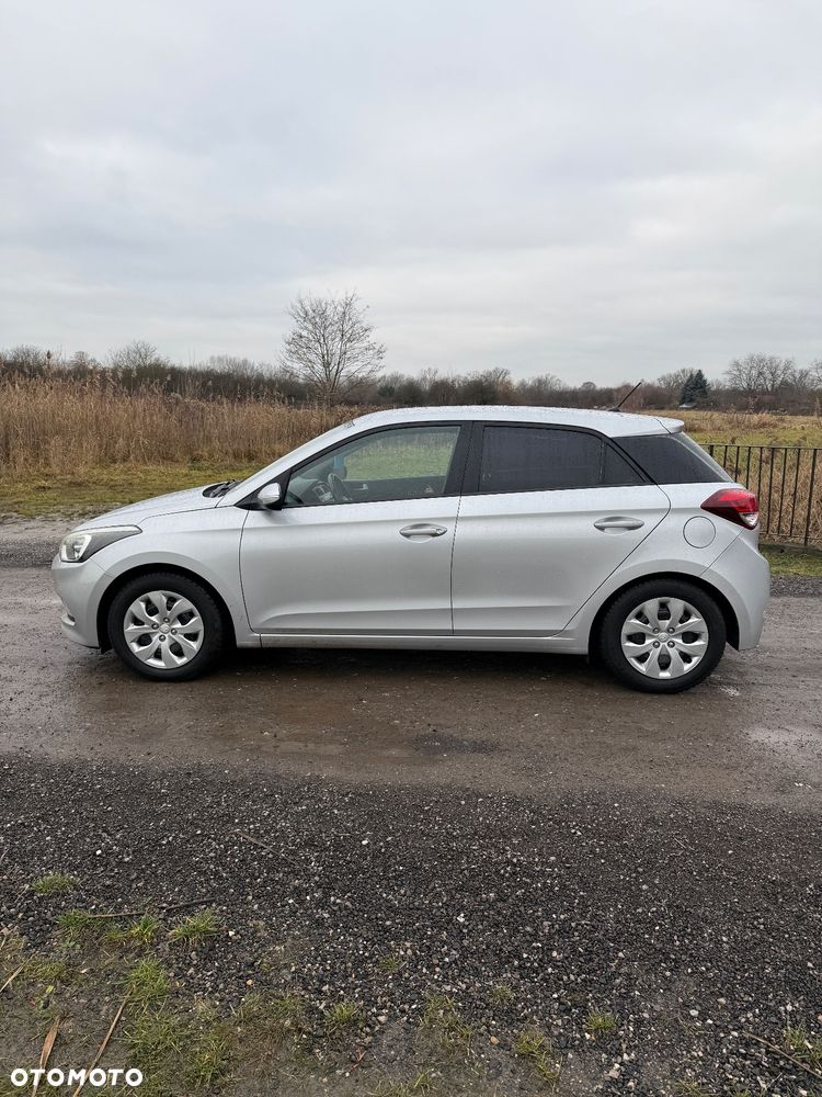 Hyundai i20 1.2 BlueDrive Elegant - 4