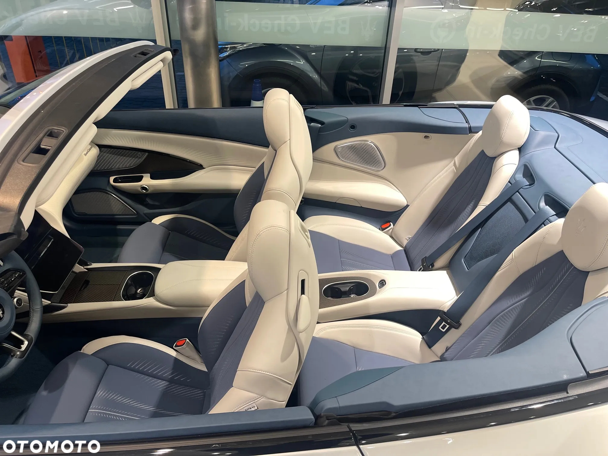 Maserati GranCabrio - 3