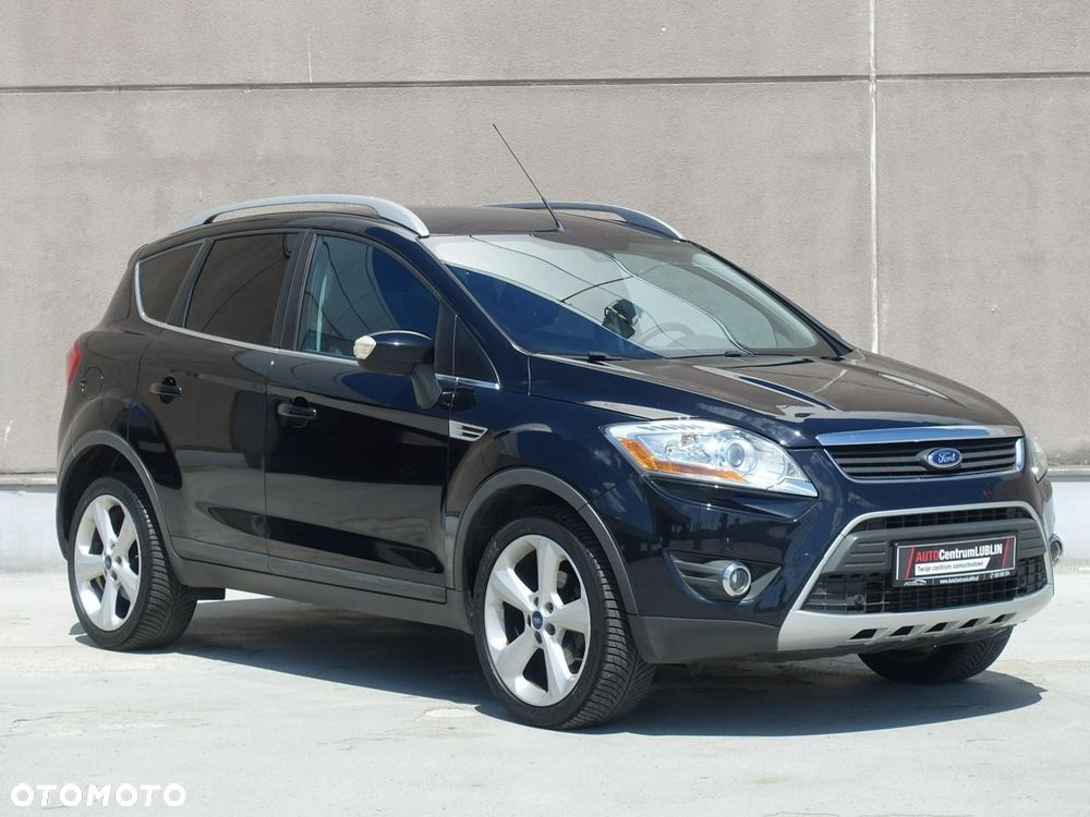 Ford Kuga 2.5 4x4 Titanium - 2