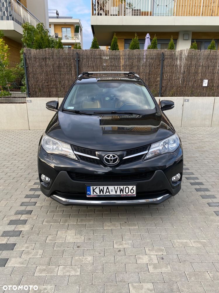 Toyota RAV4 - 1