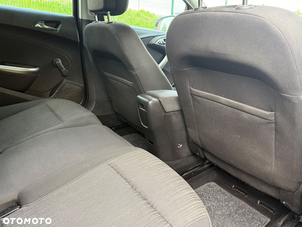 Opel Astra 1.4 Turbo - 23