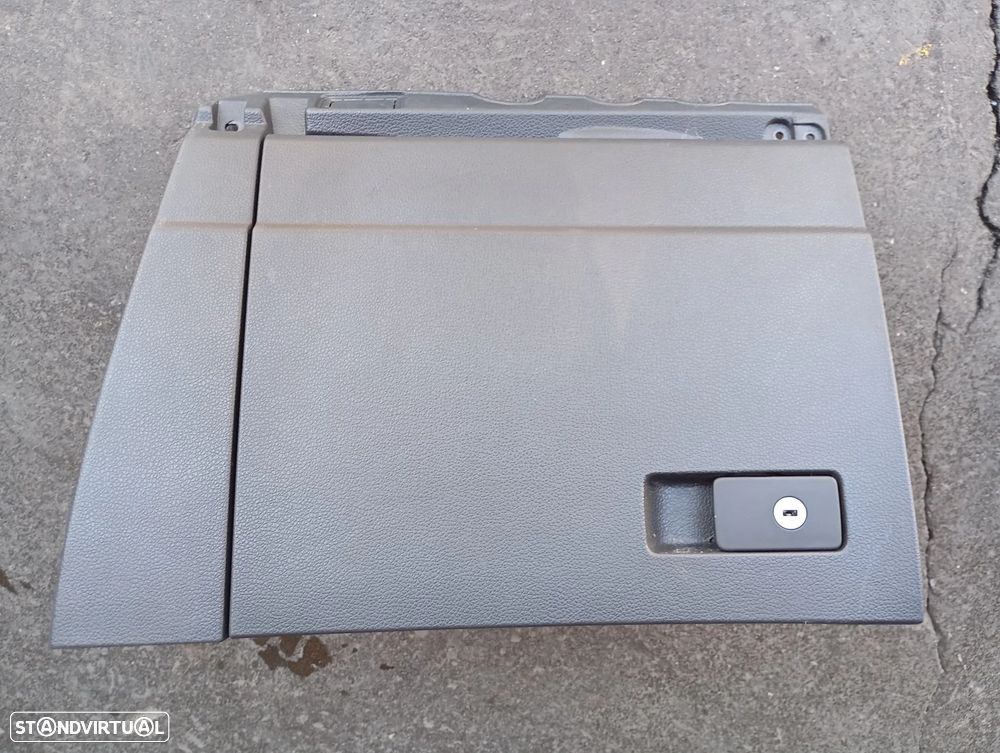 VW SHARAN 7N PORTA LUVAS - PL037 PL038 - 2