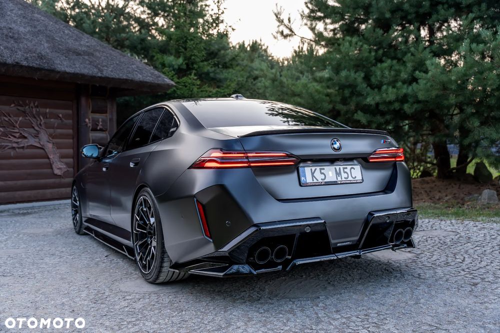 BMW M5 PHEV - 12