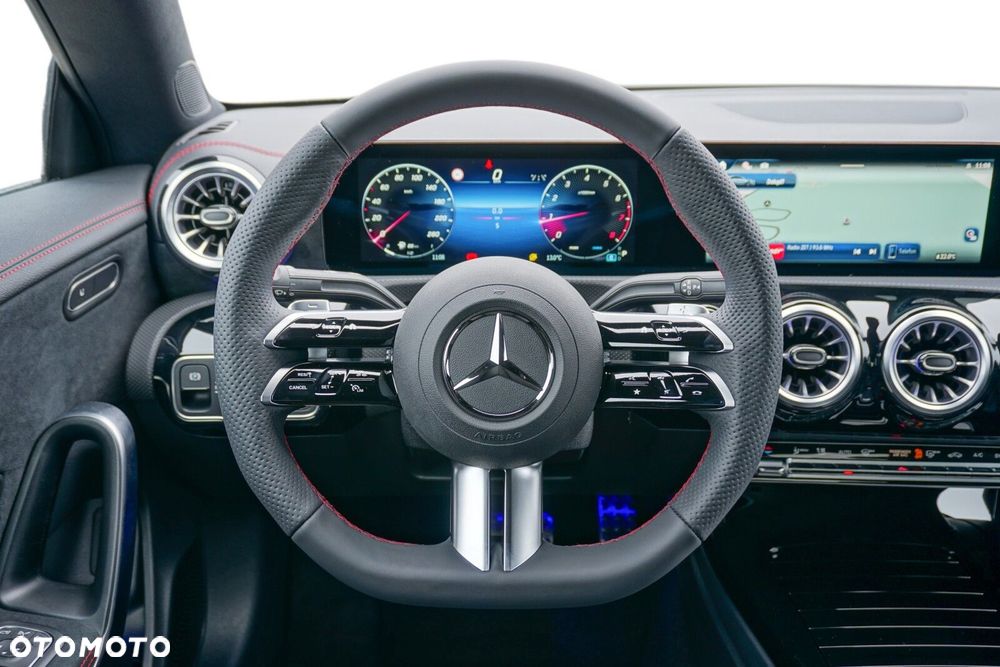 Mercedes-Benz CLA - 7