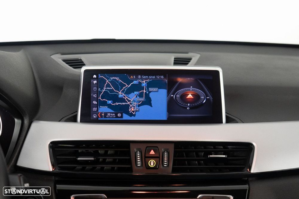 BMW X1 25 e xDrive Corporate Edition - 18