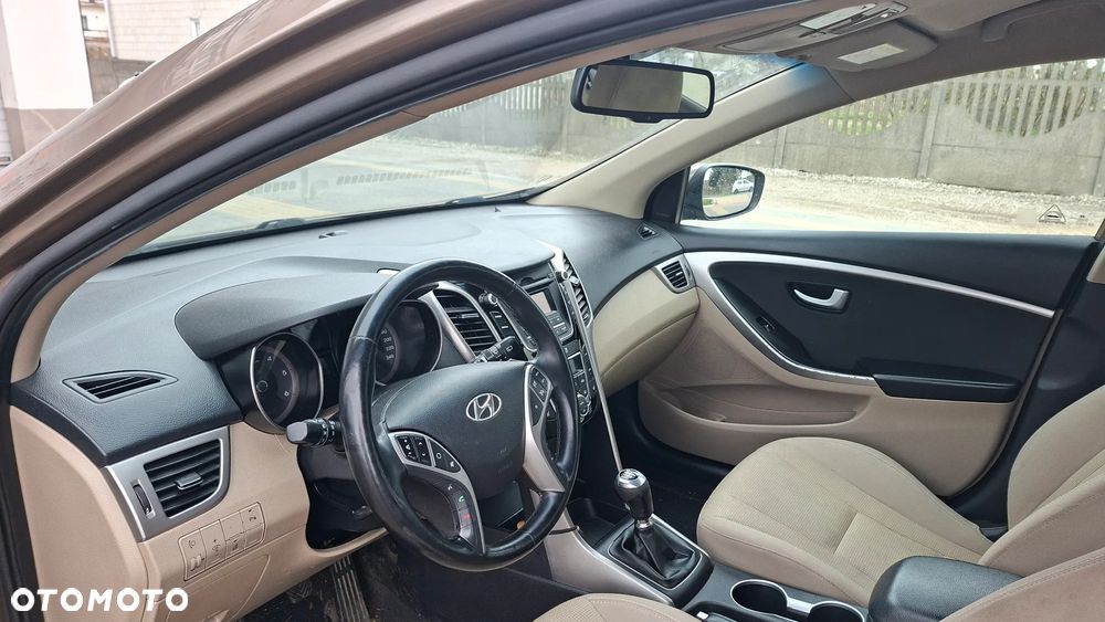 Hyundai i30 1.6 CRDI Select - 12