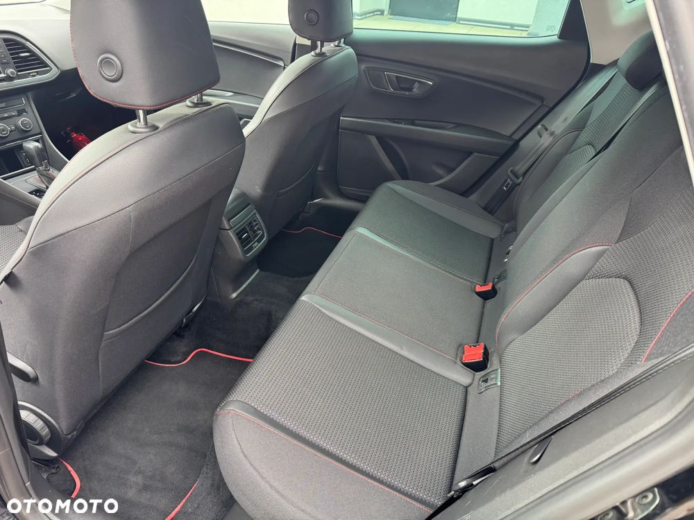 Seat Leon 2.0 TDI FR Black S&S DSG - 20