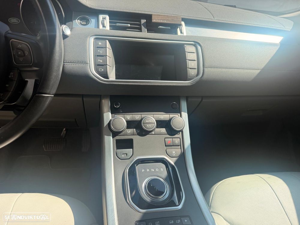 Land Rover Range Rover Evoque - 11