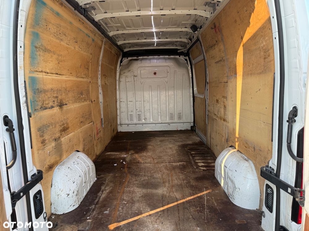Renault Master - 10