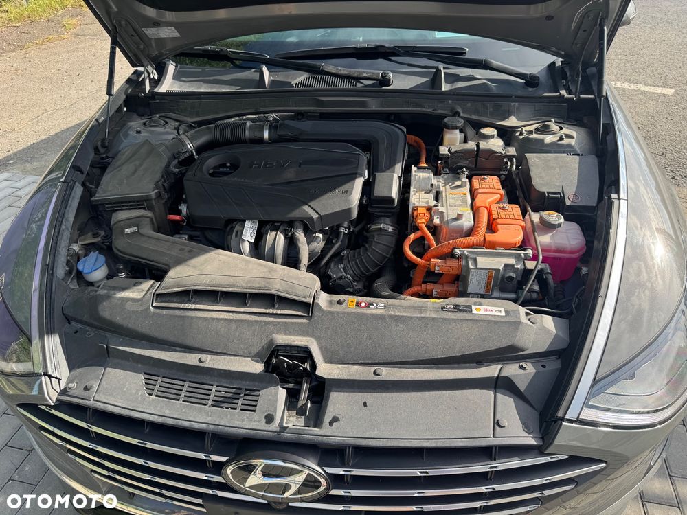 Hyundai Sonata - 3