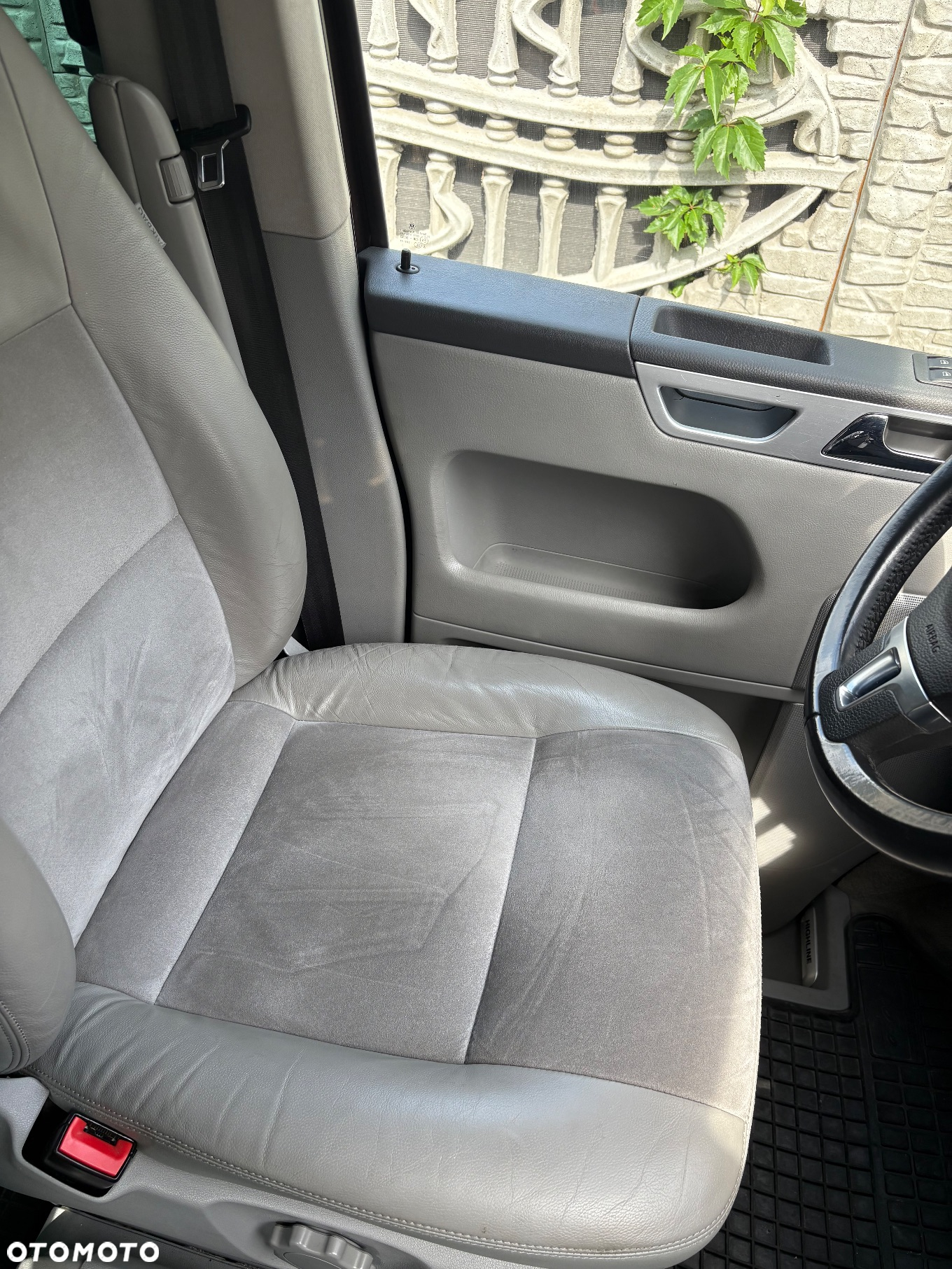 Volkswagen Multivan - 34