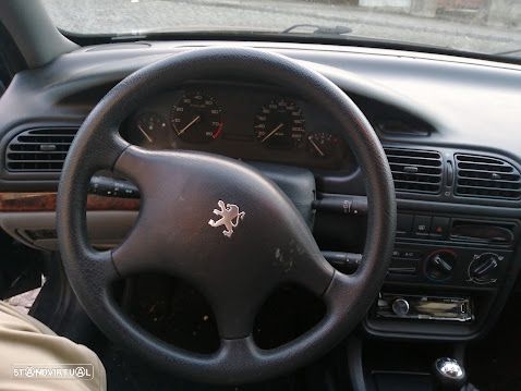 Peugeot 406 Break - 11