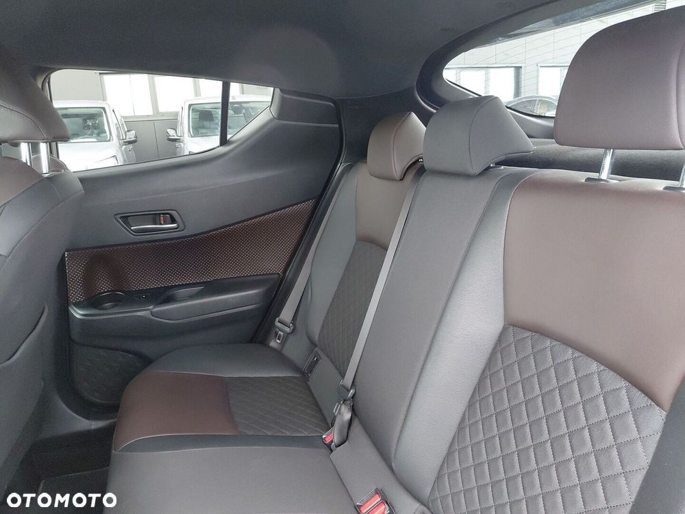 Toyota C-HR 1.8 Hybrid Prestige - 14