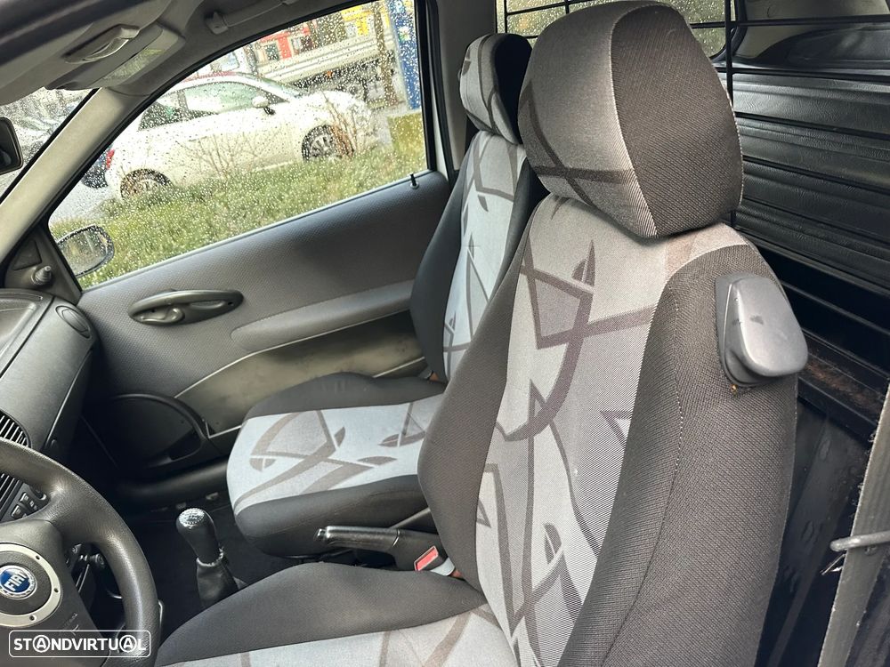 Fiat Punto 1.3 JTD - 10