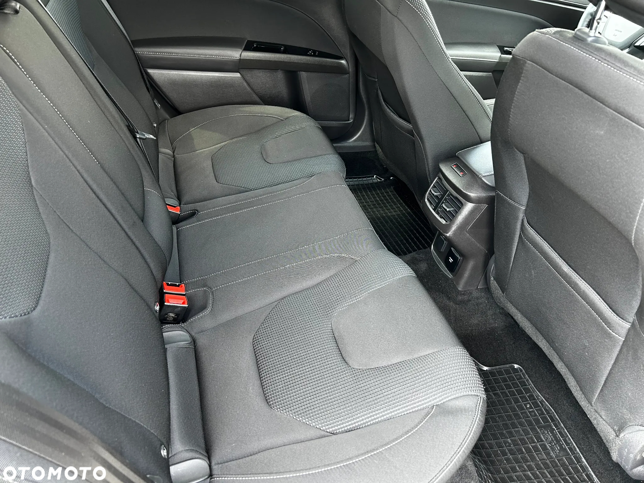 Ford Mondeo 2.0 EcoBlue Titanium AWD - 30