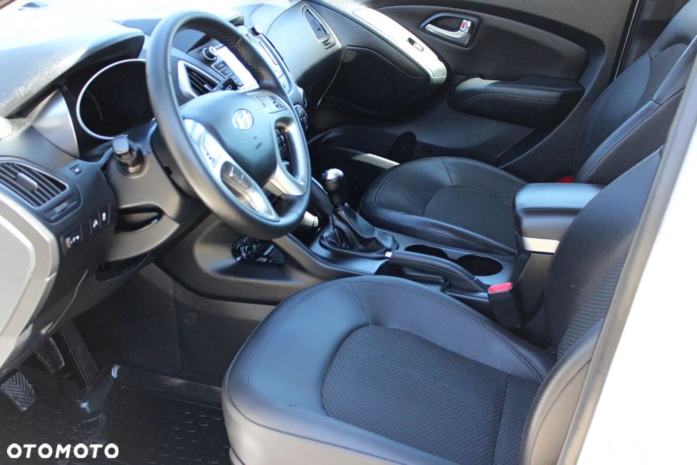 Hyundai ix35 2.0 2WD Comfort - 26