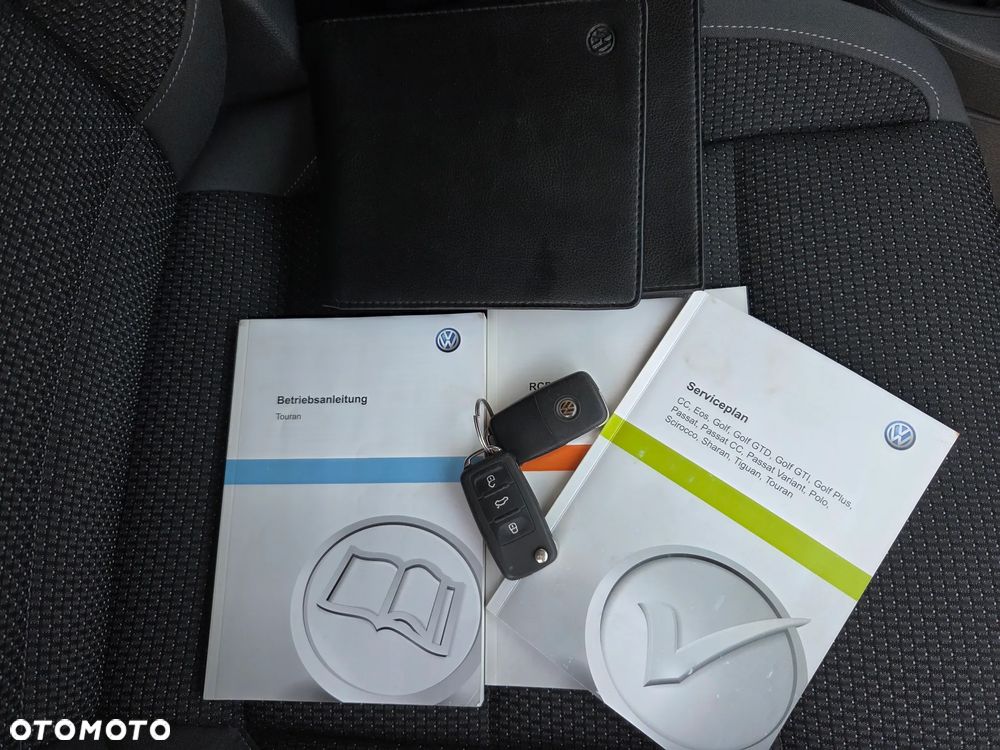 Volkswagen Touran 1.6 TDI DPF BlueMotion Technology Comfortline - 39