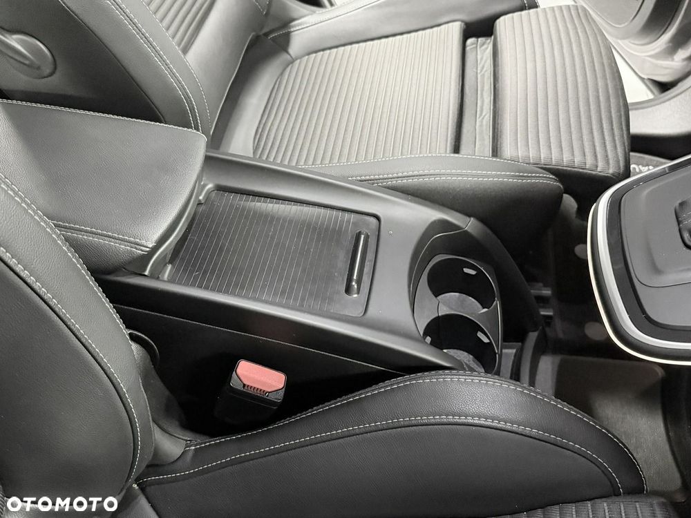 Renault Scenic 1.3 TCe Energy Bose EDC - 34