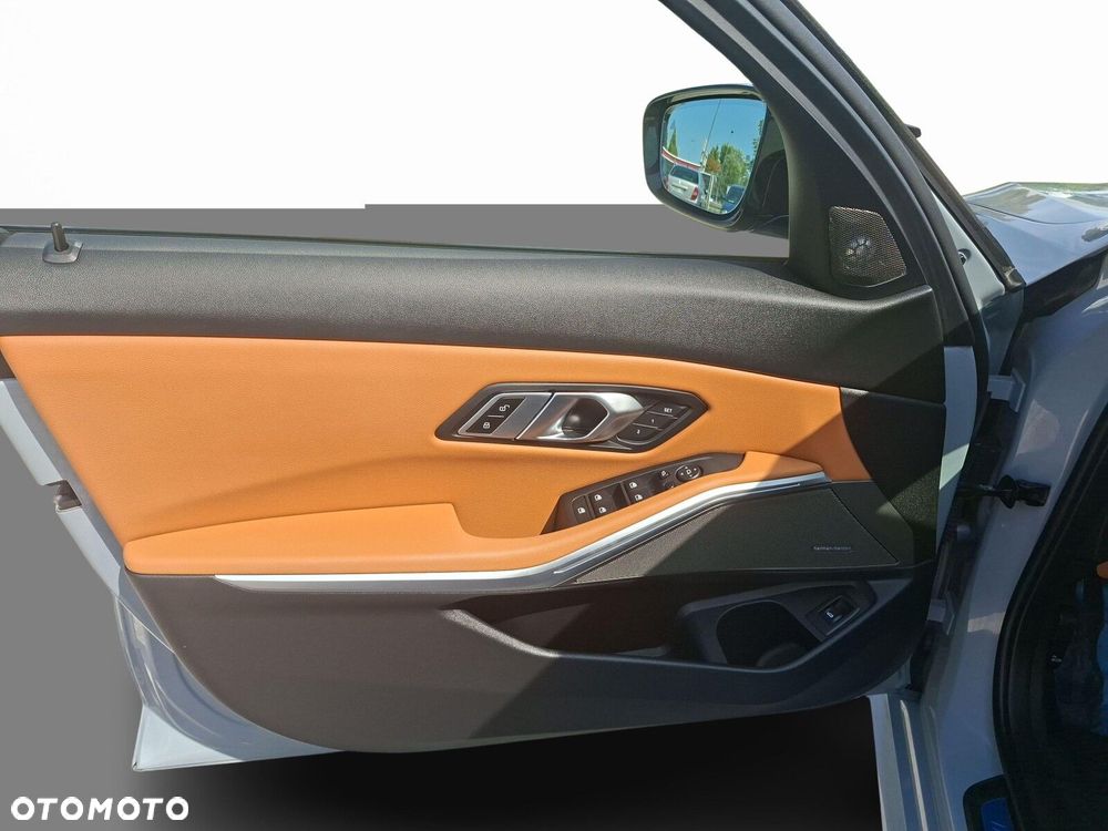 BMW Seria 3 - 12