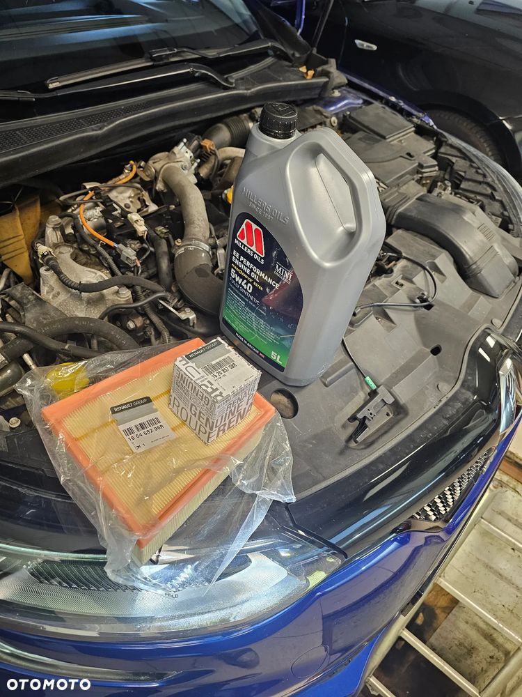 Renault Megane 1.6 TCe GT EDC - 35