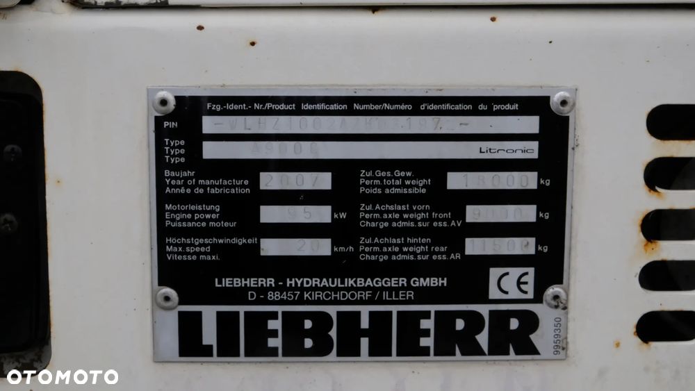Liebherr 900C - 6