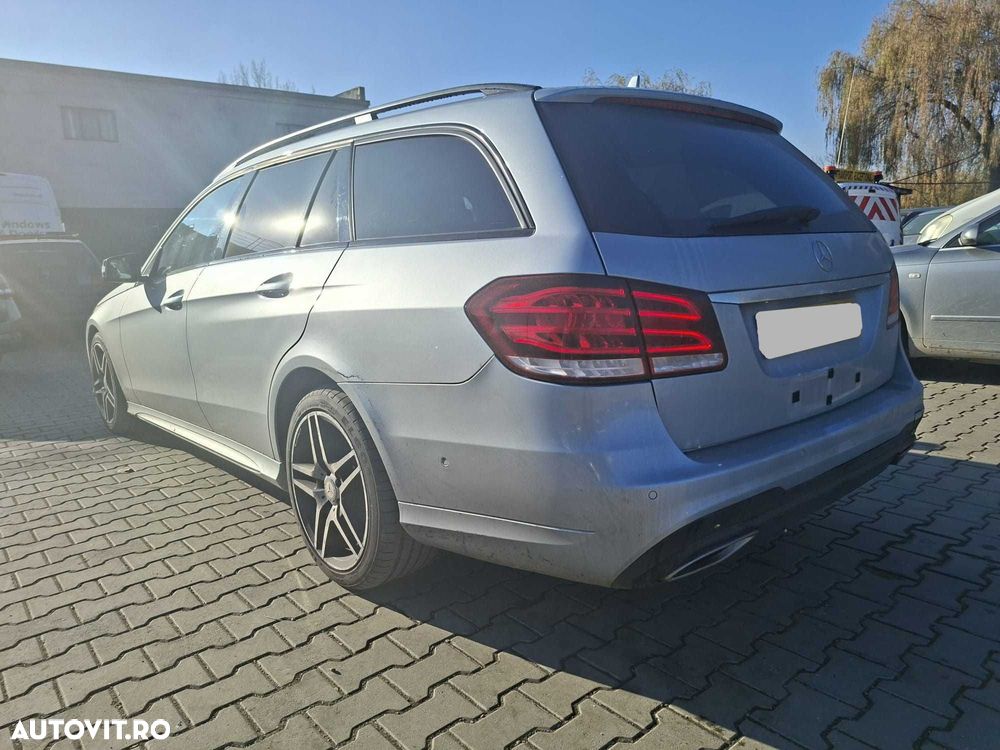 Haion dezechipat Mercedes E-Class W212 Facelift Combi - 1