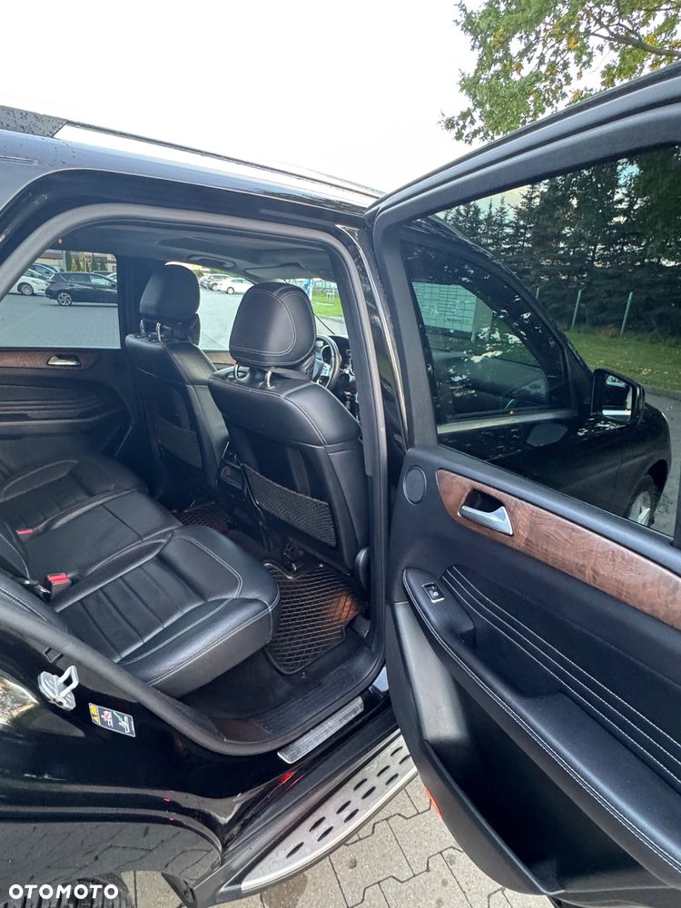 Mercedes-Benz ML 350 BlueTec 4-Matic - 17