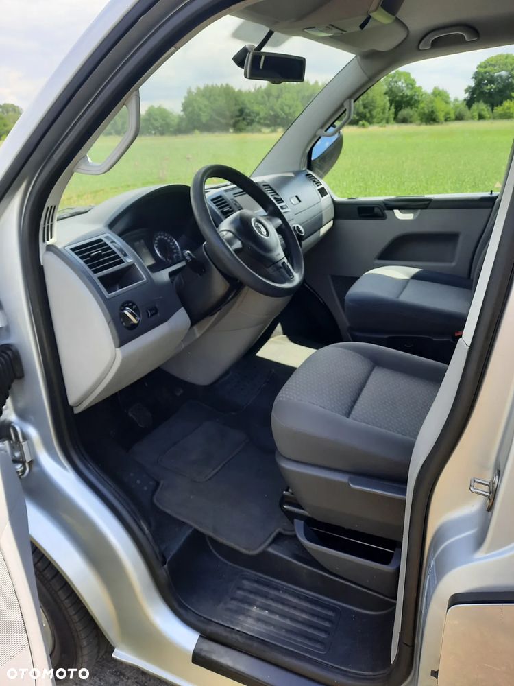 Volkswagen Transporter - 5