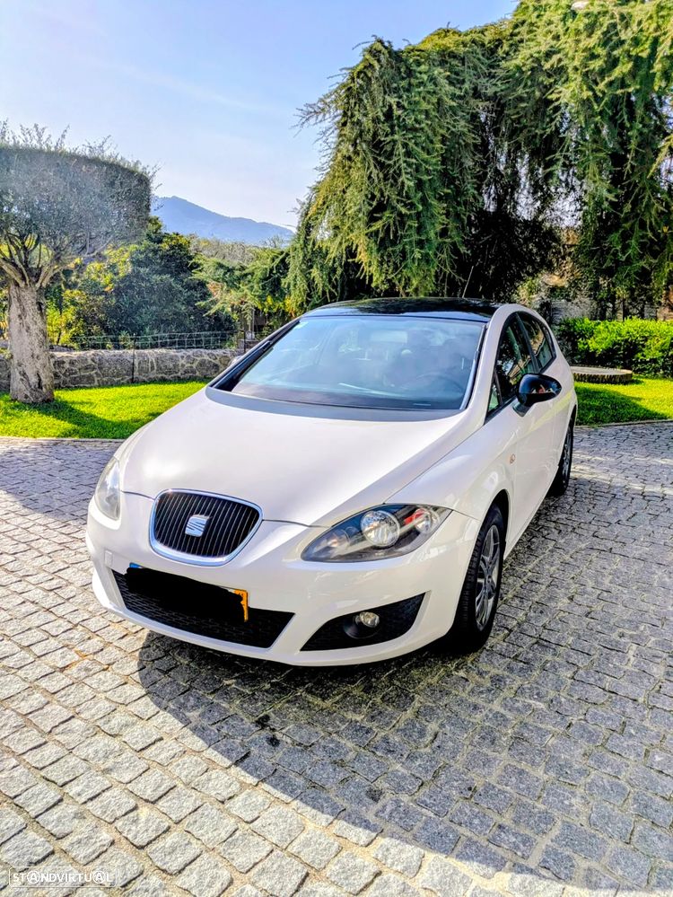 SEAT Leon 1.6 TDI Ecomotive Reference - 1