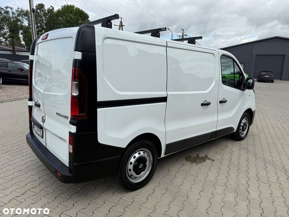 Renault Trafic - 12