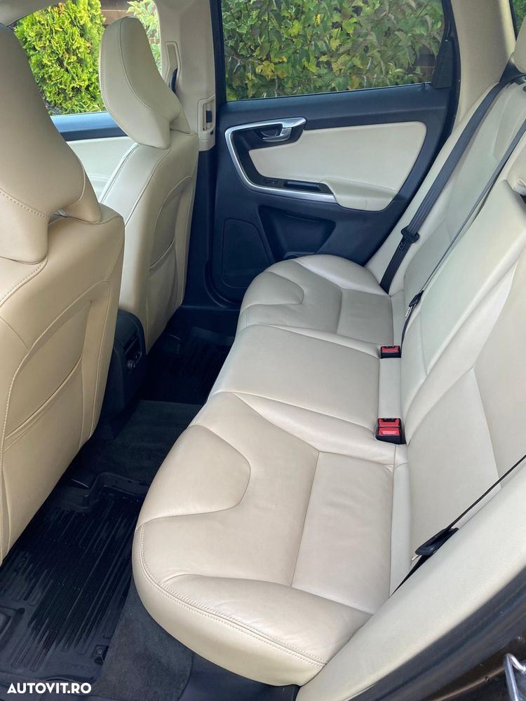 Volvo XC 60 - 7