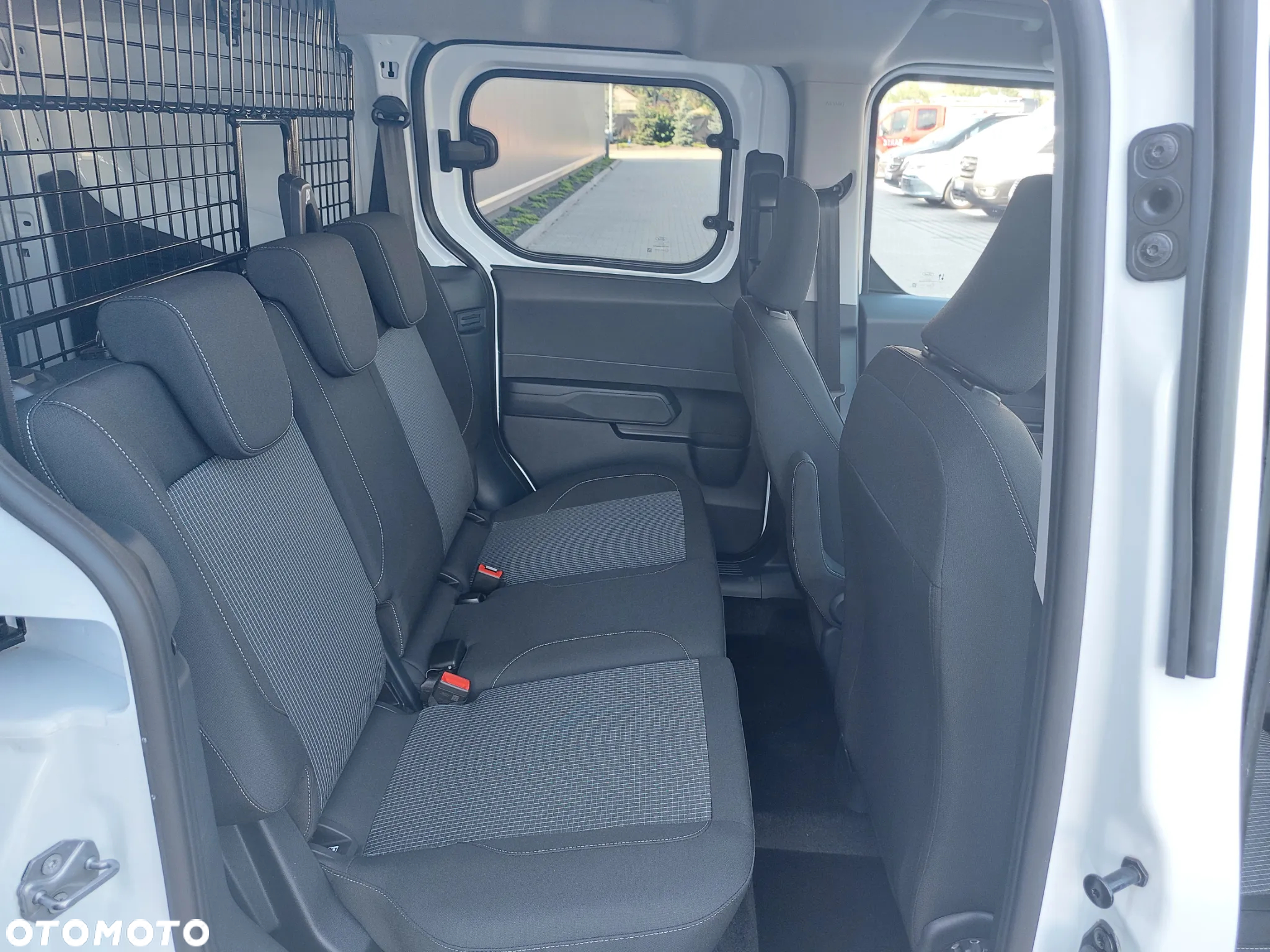 Ford Transit Courier 1.0 EcoBoost Trend - 9