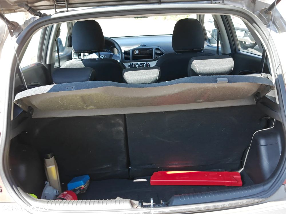 Kia Picanto 1.0 L - 17