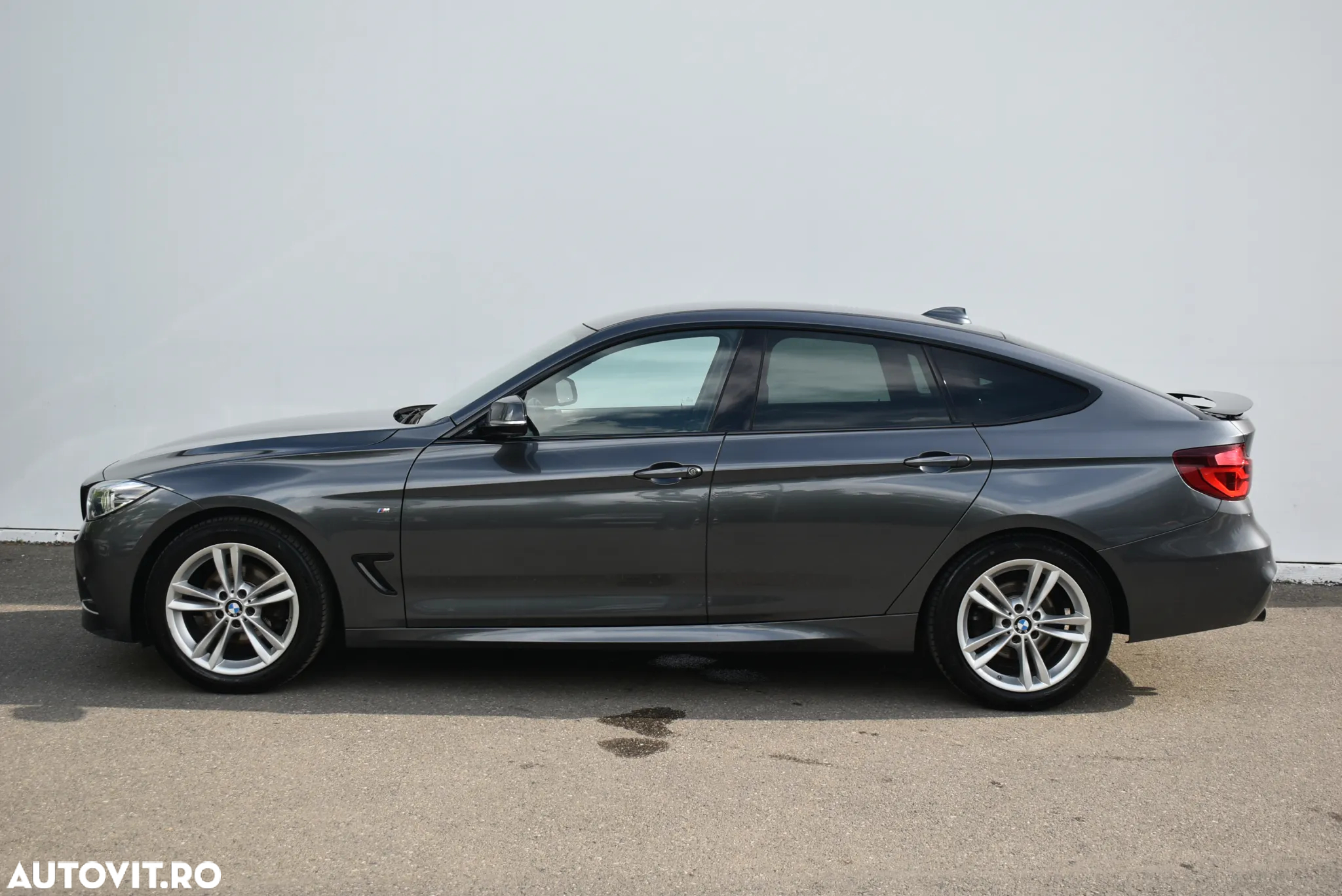 BMW Seria 3 320d GT xDrive AT - 7