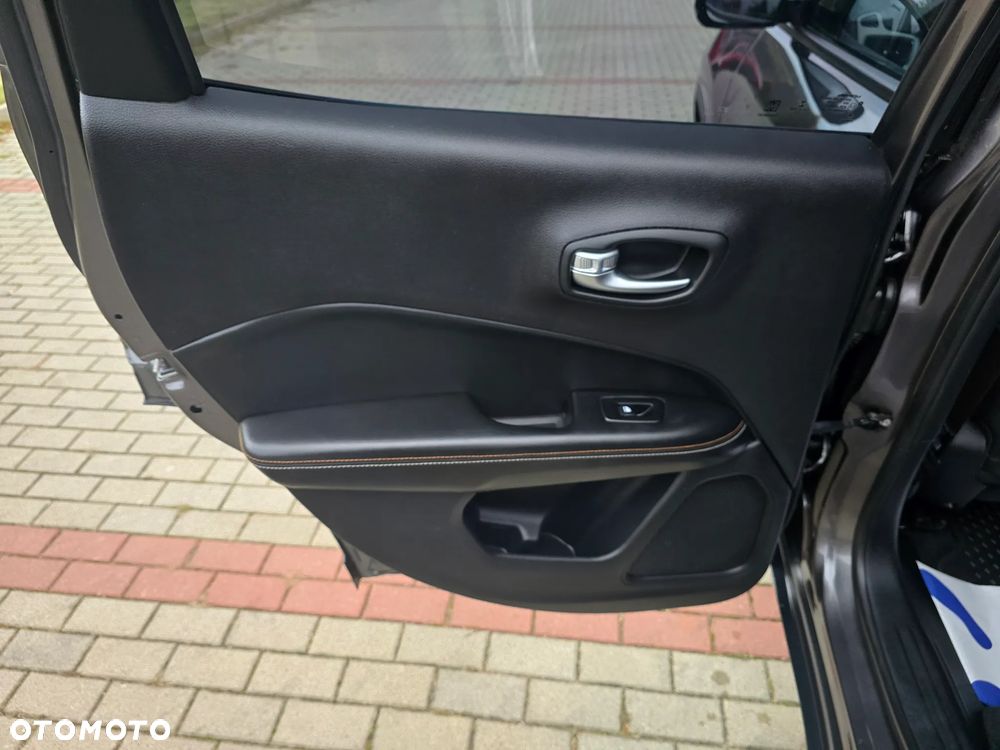 Jeep Compass 1.4 MultiAir Business Line - 20