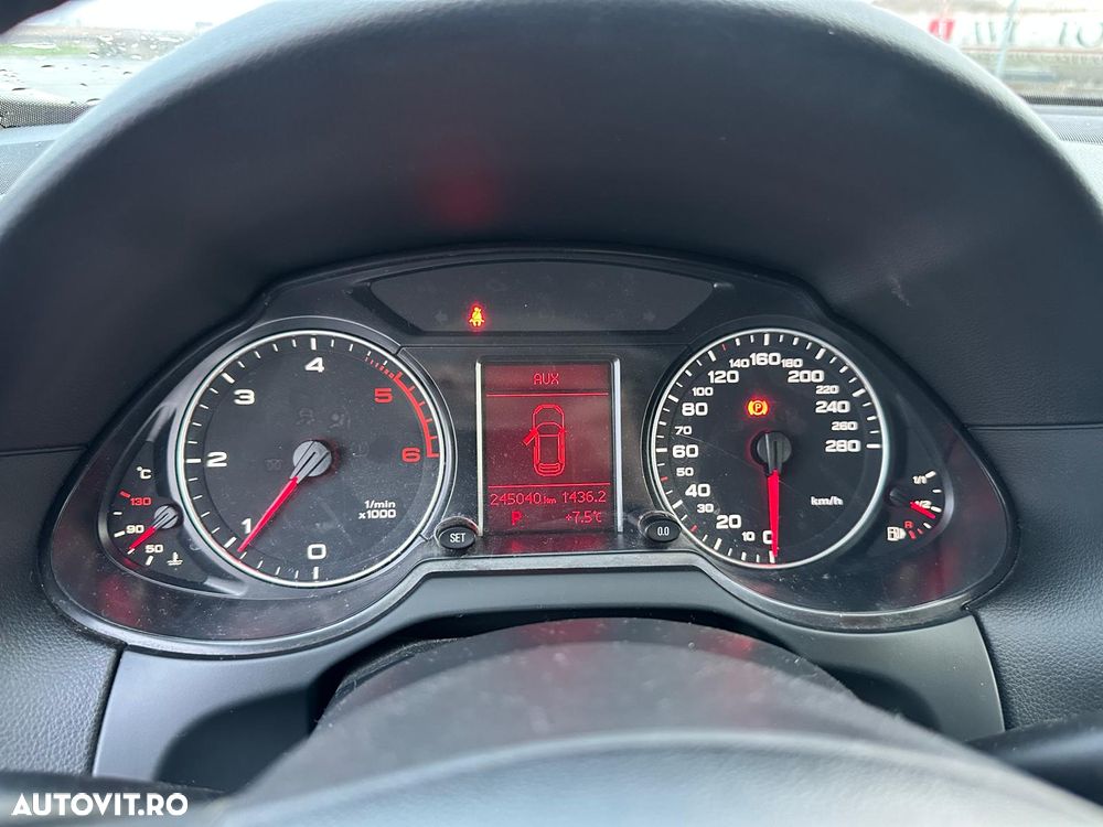 Audi Q5 2.0 TDI Quattro Stronic - 9