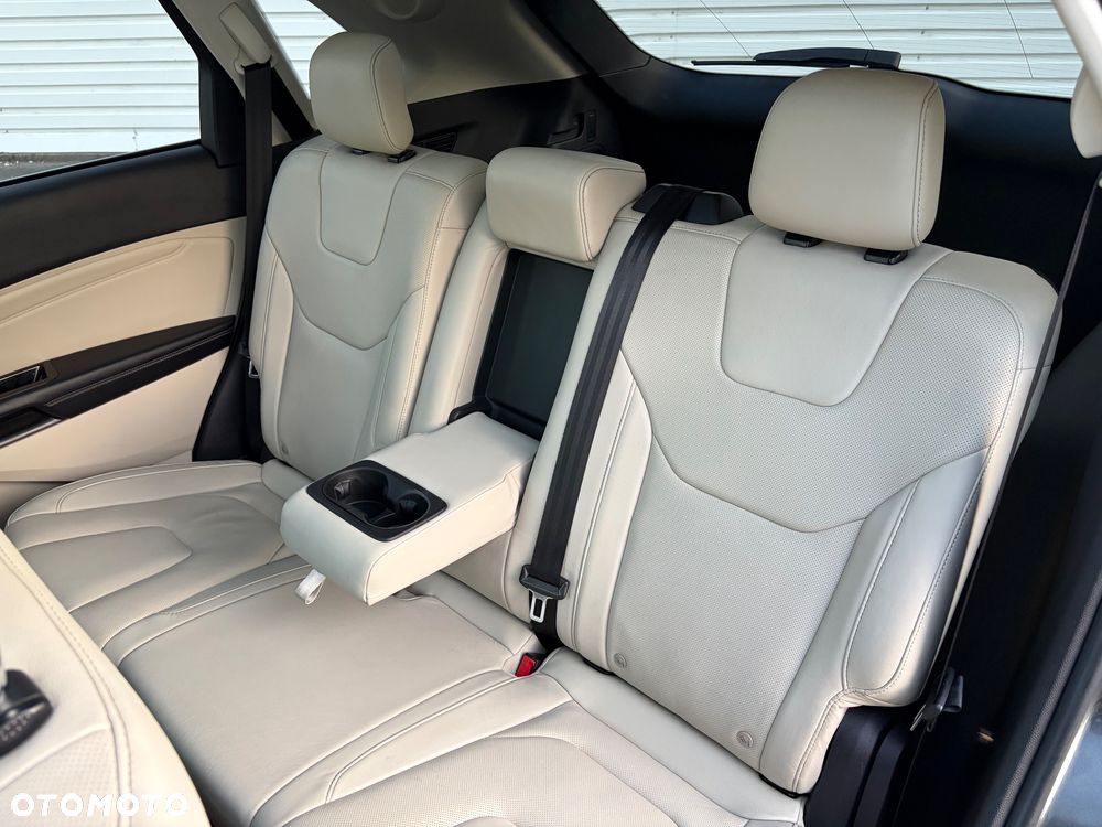 Ford Edge - 22