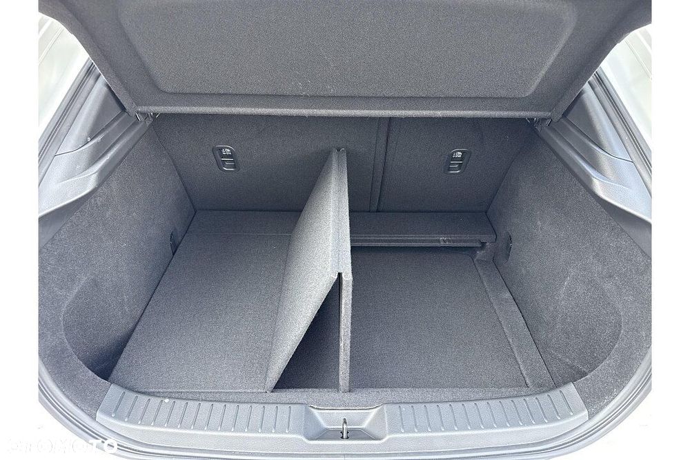 Mazda CX-30 2.0 mHEV Hikari 2WD - 22