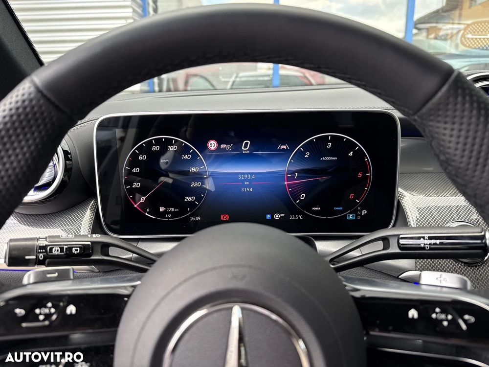 Mercedes-Benz GLC 220 d 4MATIC MHEV - 16