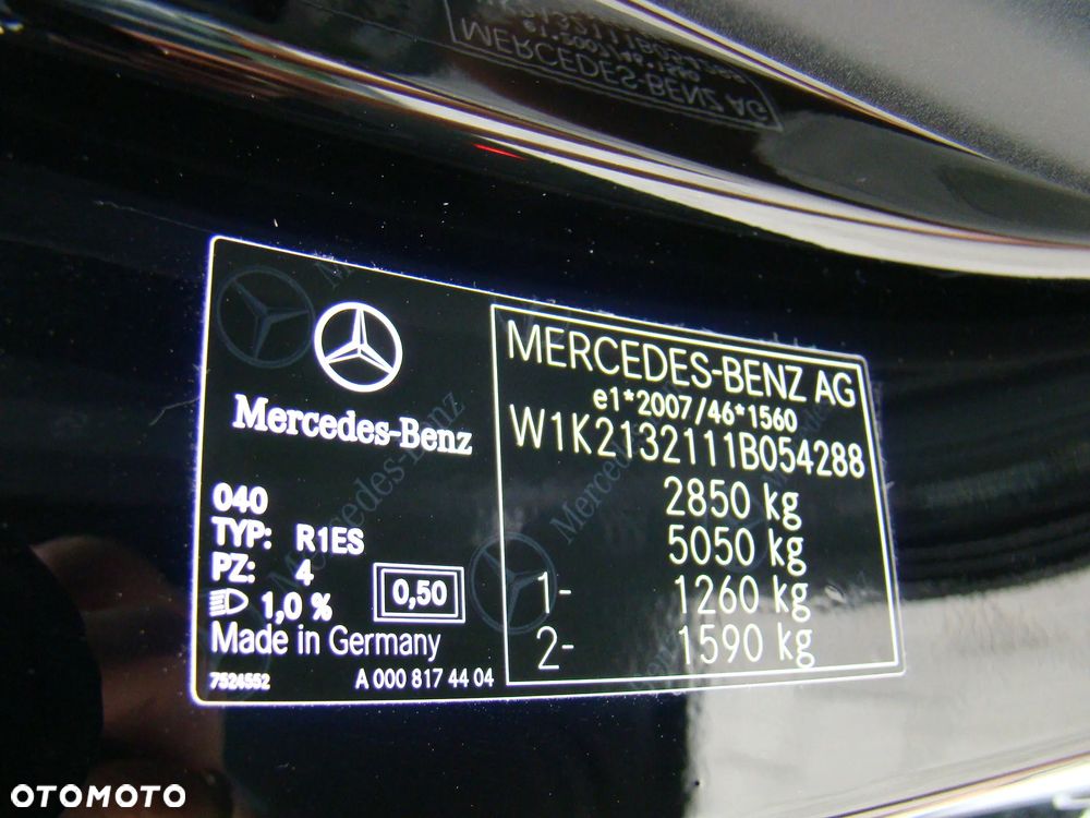 Mercedes-Benz Klasa E 300 de 4Matic 9G-TRONIC AMG Line - 19