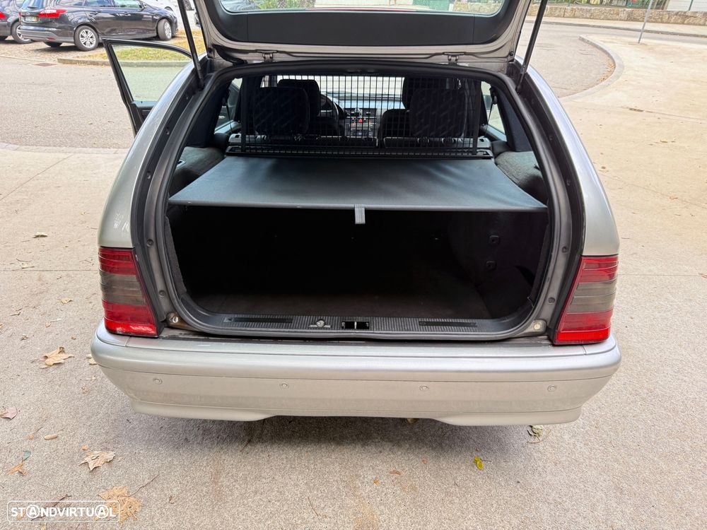 Mercedes-Benz C 220 - 17