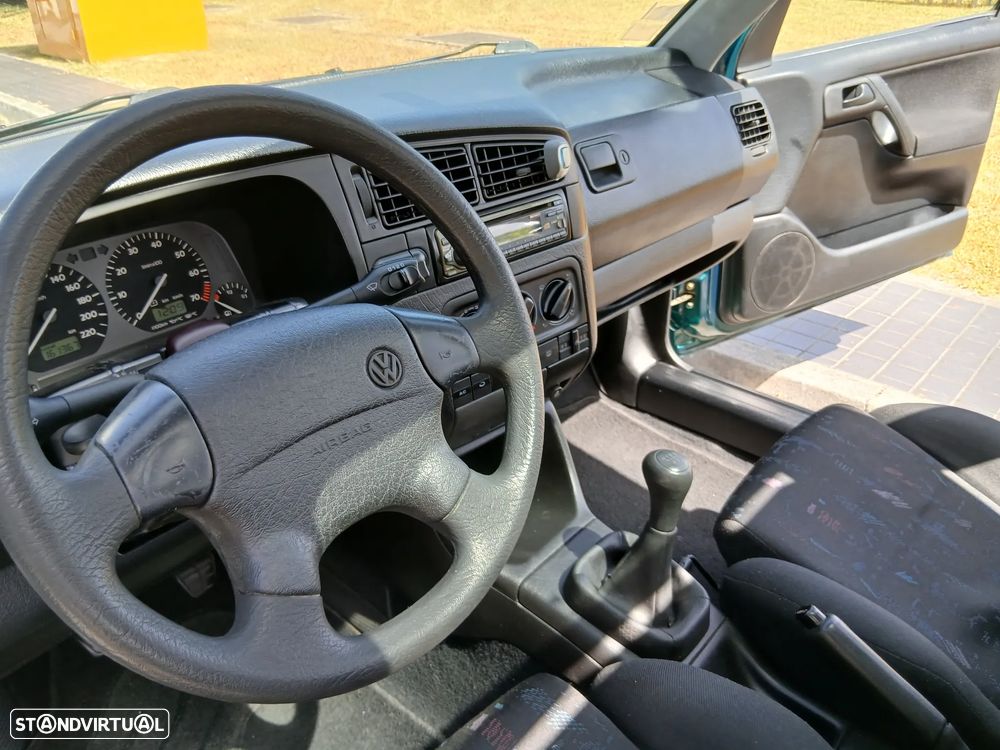 VW Golf ver-1-6-gt - 10