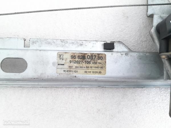 Elevador Tras Esq  Peugeot 3008 Veículo Multiuso (0U_) - 2