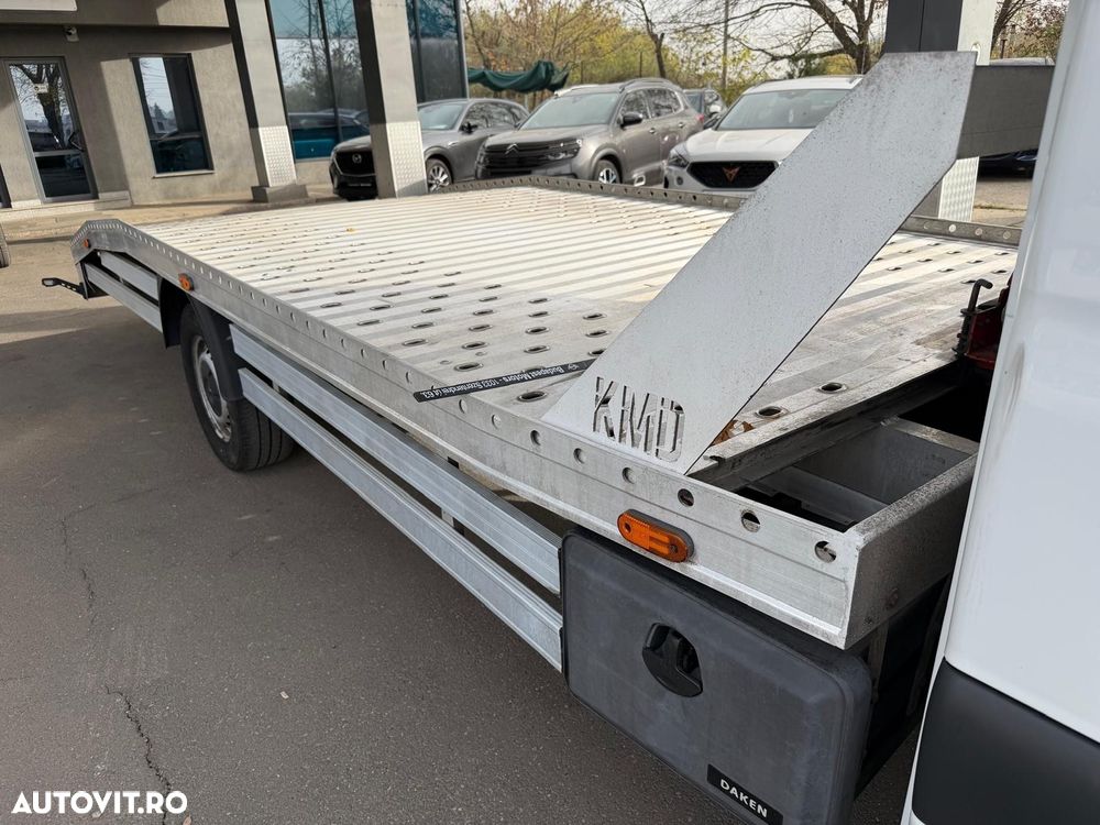 Mercedes-Benz Sprinter - 20