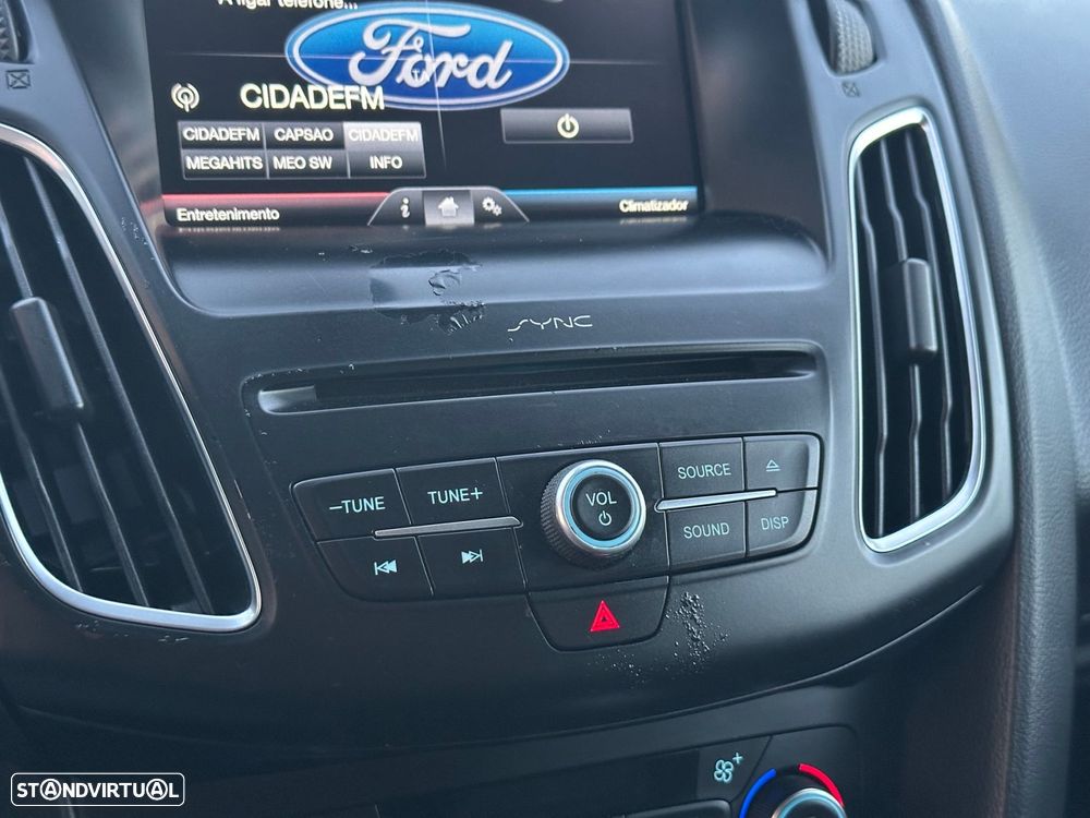 Ford Focus SW 1.5 TDCi Titanium DPS - 29