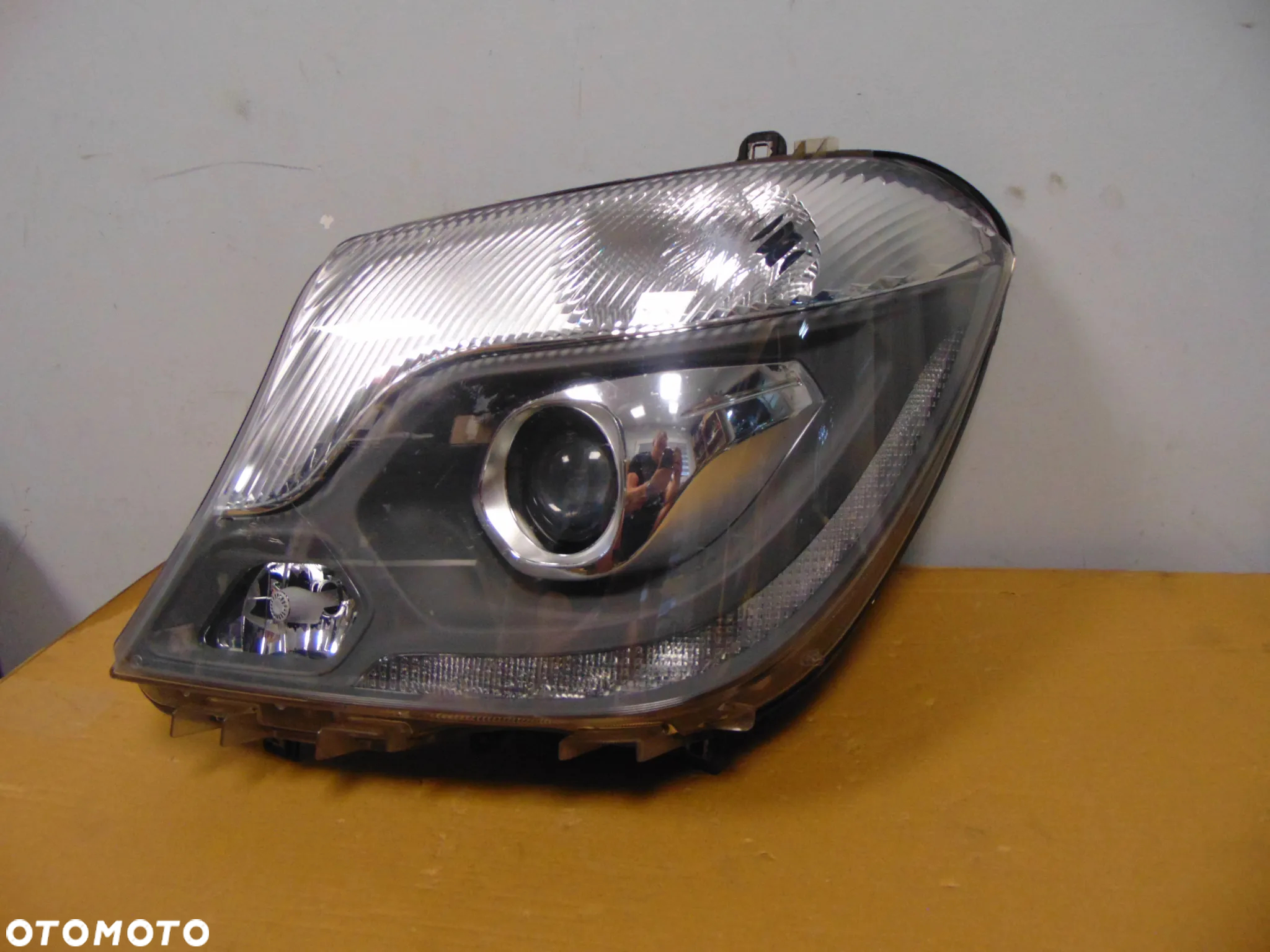 LAMPA LEWA XENON LED MERCEDES SPRINTER 906 LIFT A9068206200 - 2