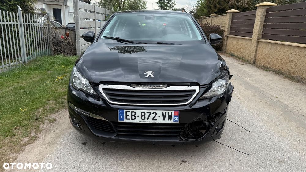 Peugeot 308 1.6 BlueHDi Allure S&S - 3