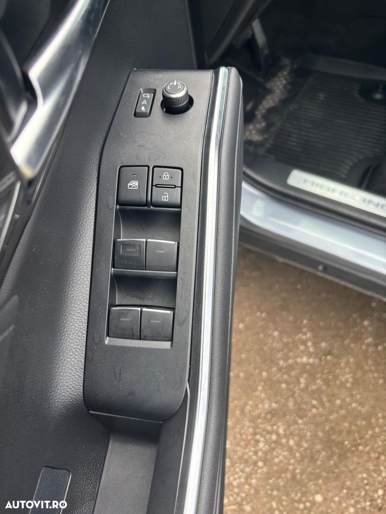Toyota Highlander 2.5 L Dynamic Force 248CP Exclusive Pearly - 19